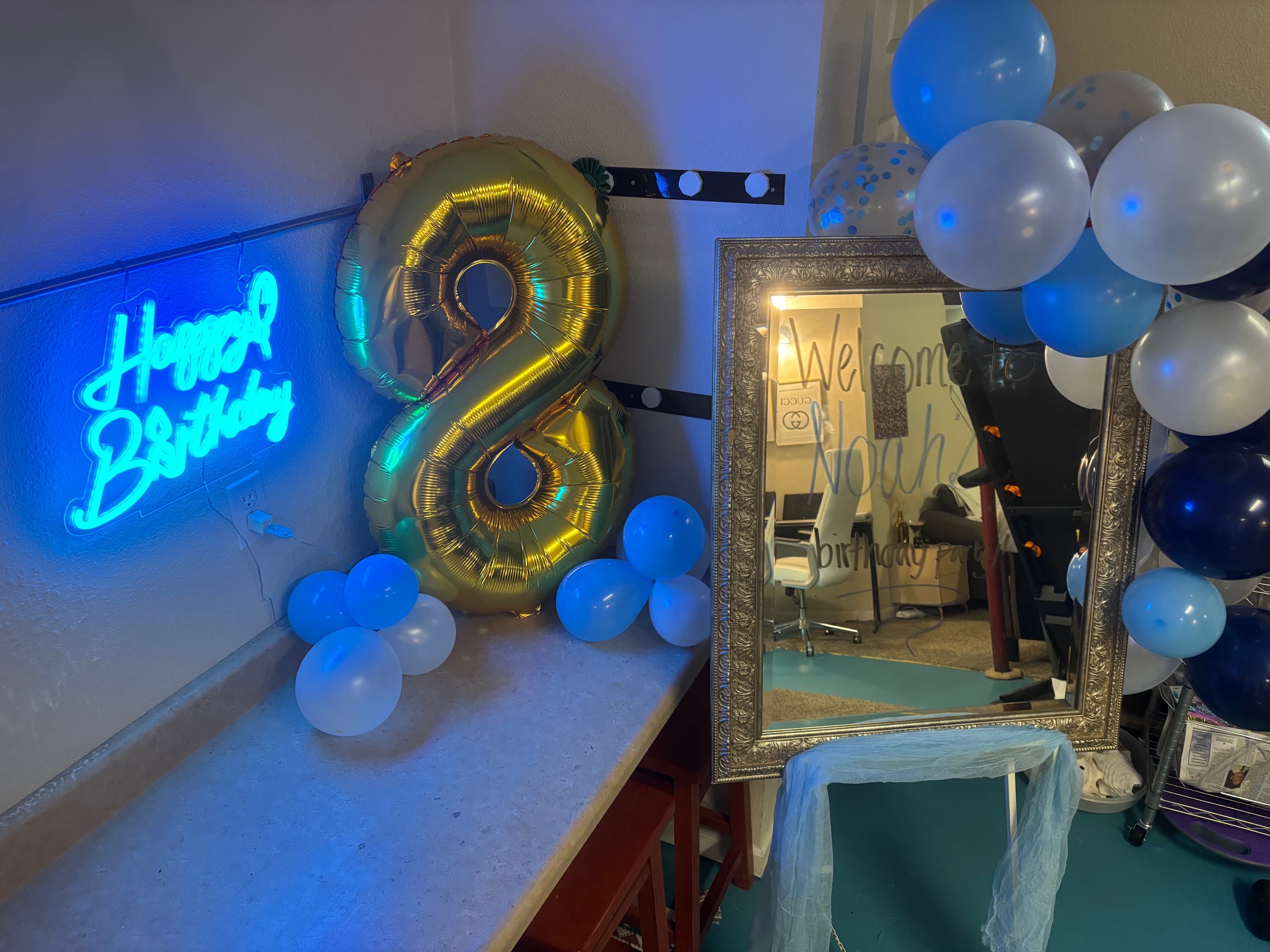 Birthday party table setup and décor by Toledo, Ohio party planner MollyBoo Events